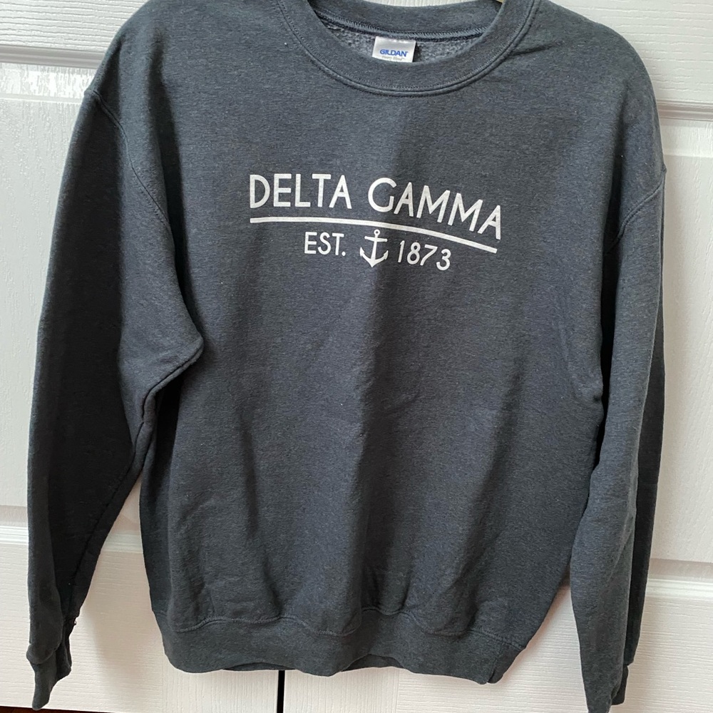 Gray Crew Neck Delta Gamma Sorority Sweatshirt Size Medium Fleece